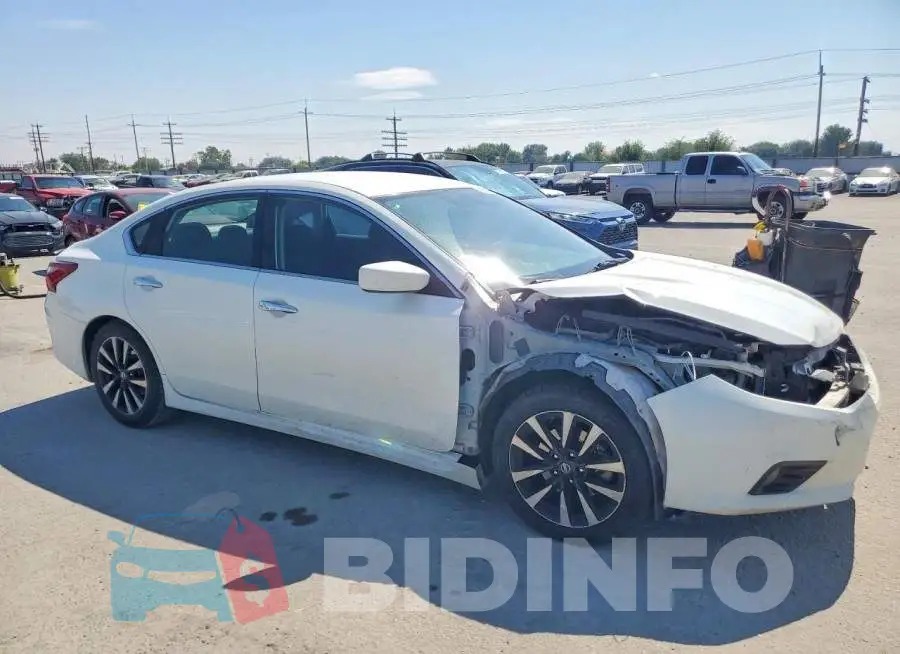 1N4AL3AP7JC214952 Photo# 4