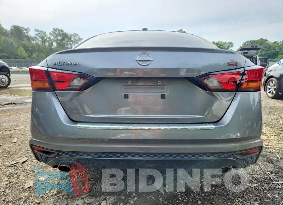 1N4BL4CV6PN389681 Photo# 6