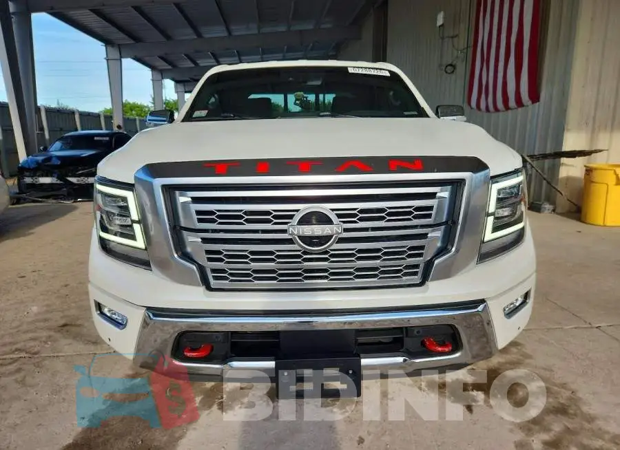 1N6AA1EDXPN102421 Photo# 5