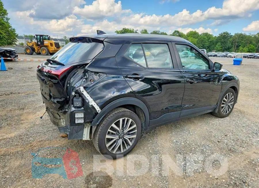 3N1CP5CV1PL522469 Photo# 3
