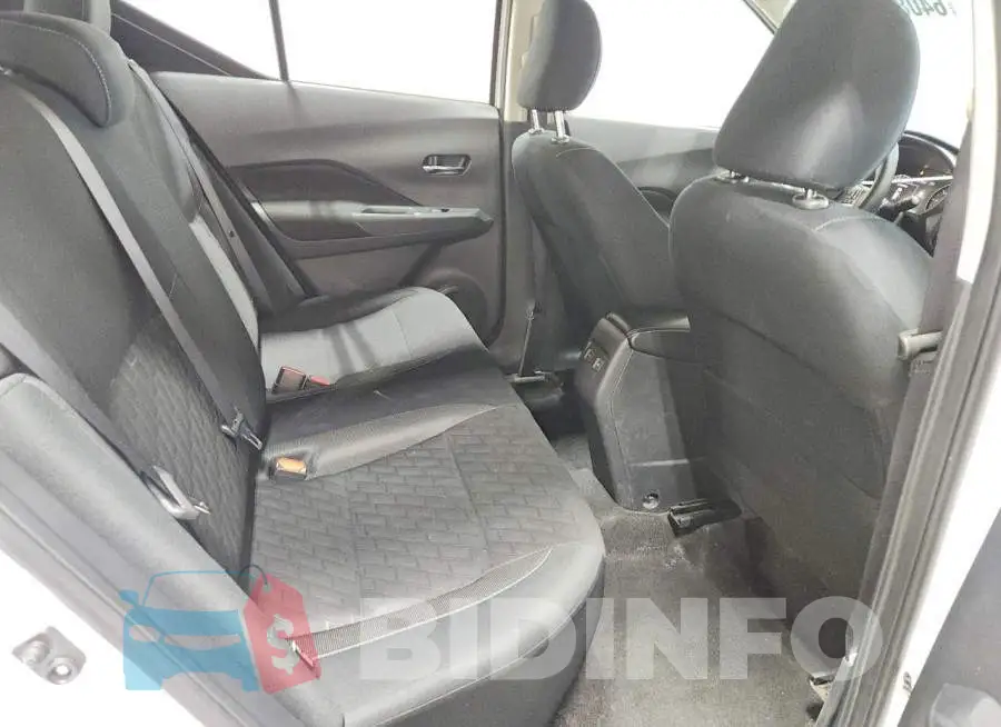 3N1CP5CV3RL560286 Photo# 11