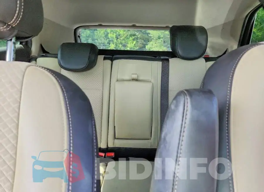 KL4CJESB2MB300892 Photo# 10