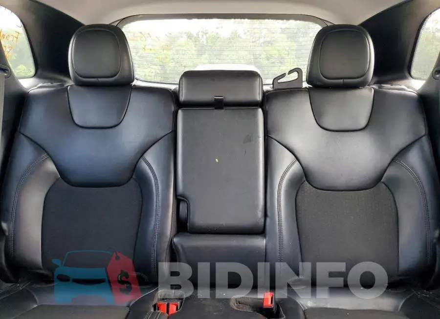 1C4PJLLB4KD490352 Photo# 10