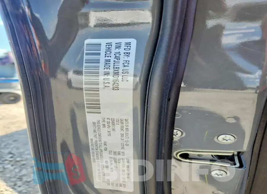 1C4PJLLBXMD164283 Photo# 12