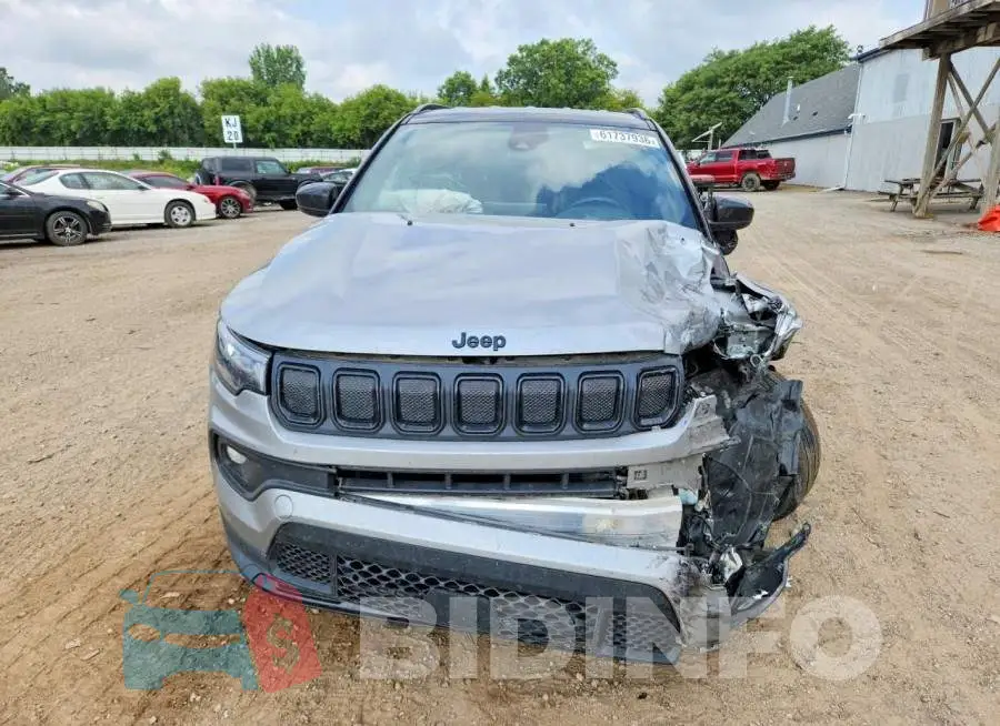 3C4NJDBB3NT186412 Photo# 5