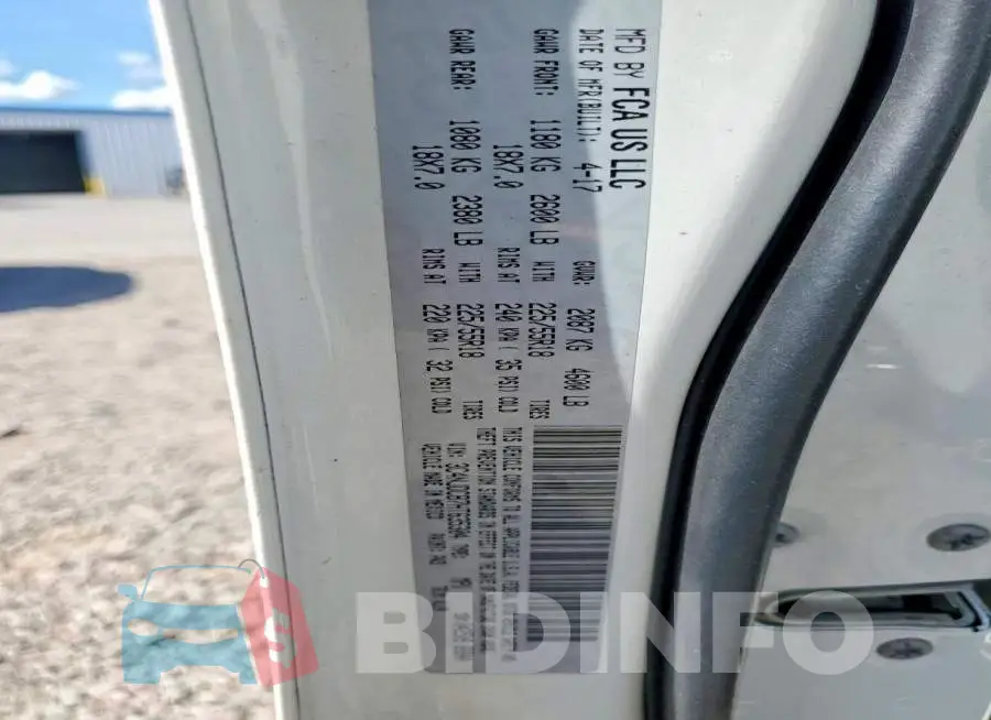 3C4NJDCB7HT635304 Photo# 13