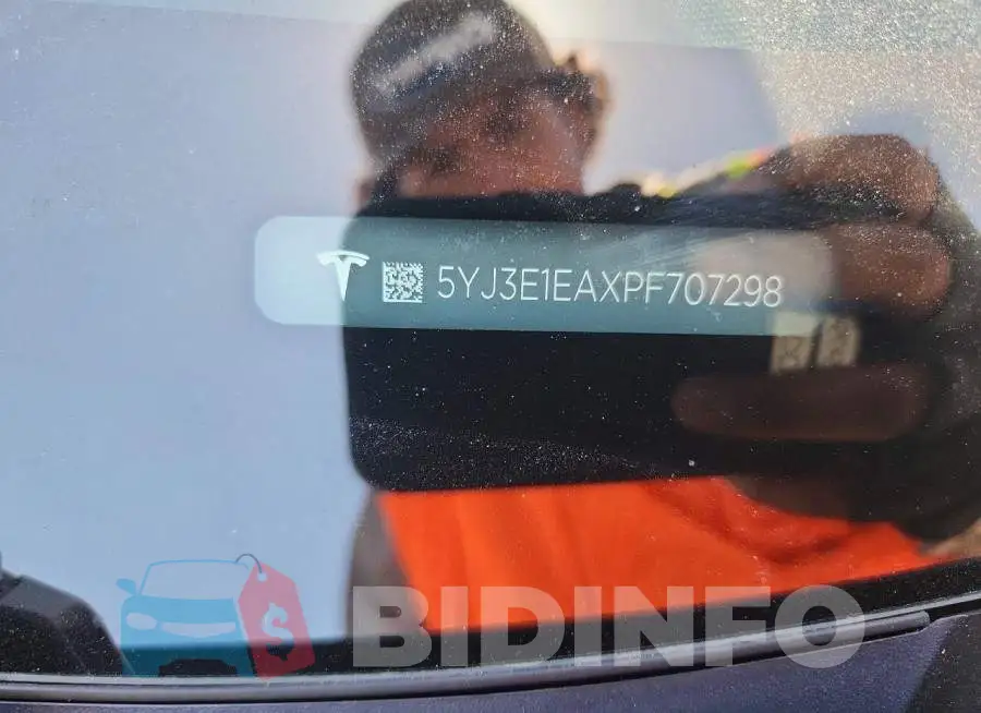 5YJ3E1EAXPF707298 Photo# 12