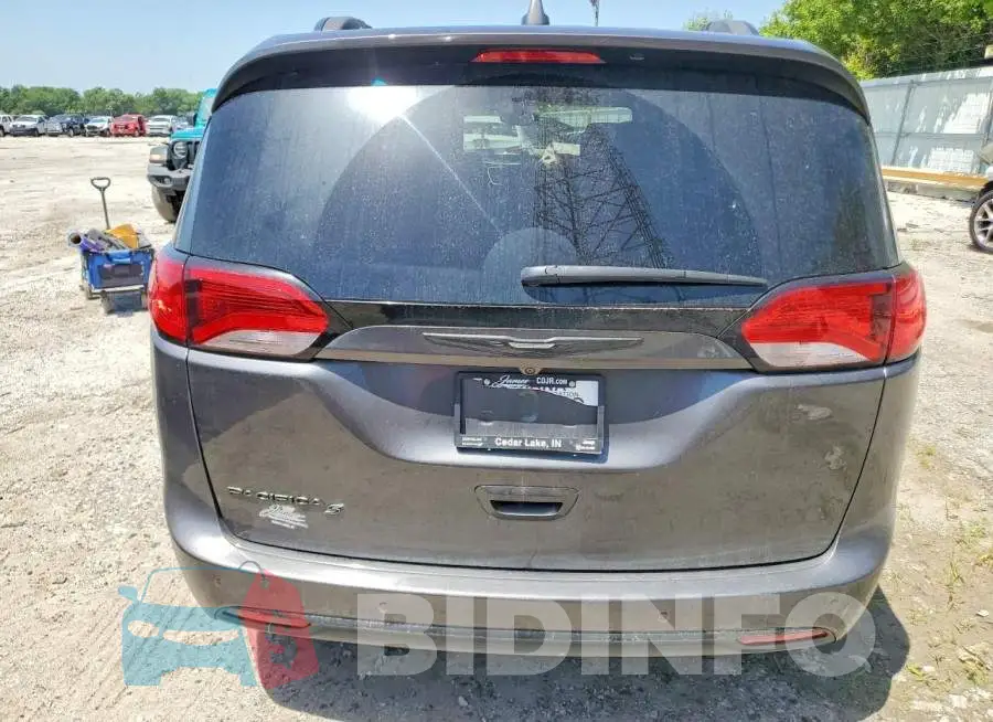 2C4RC1EG2JR351722 Photo# 6