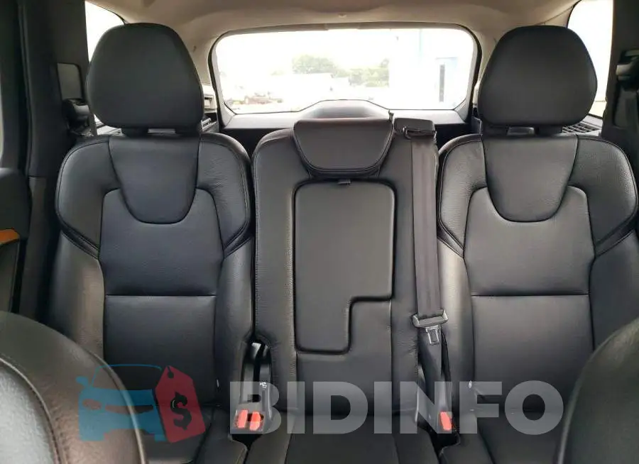 YV4A22PK2M1766939 Photo# 10