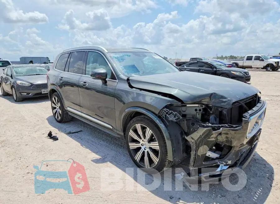 YV4A22PL3M1686834 Photo# 4