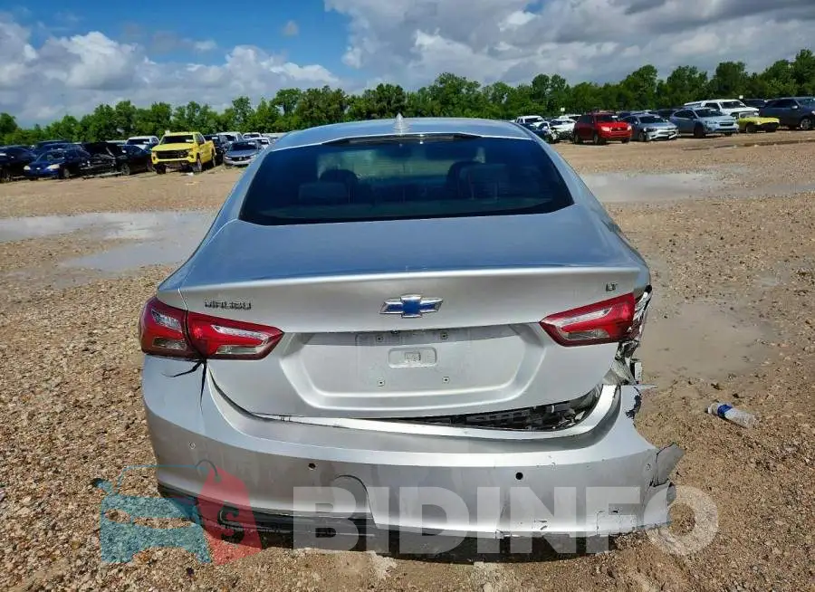 1G1ZD5ST0NF106302 Photo# 6