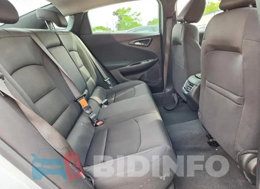 1G1ZD5ST2PF183823 Photo# 10