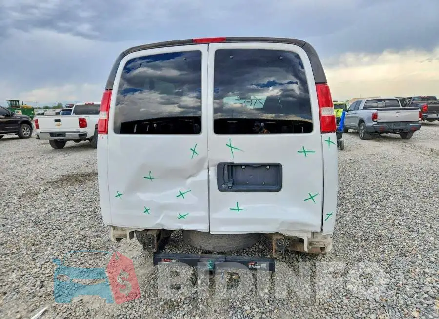 1GAZGPFG5J1329944 Photo# 6