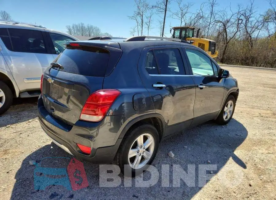 KL7CJLSB1JB724289 Photo# 3