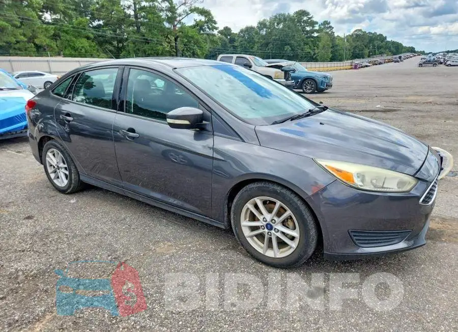 1FADP3F21HL274914 Photo# 4