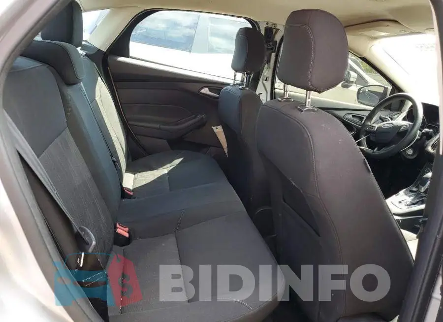 1FADP3F2XJL206679 Photo# 10