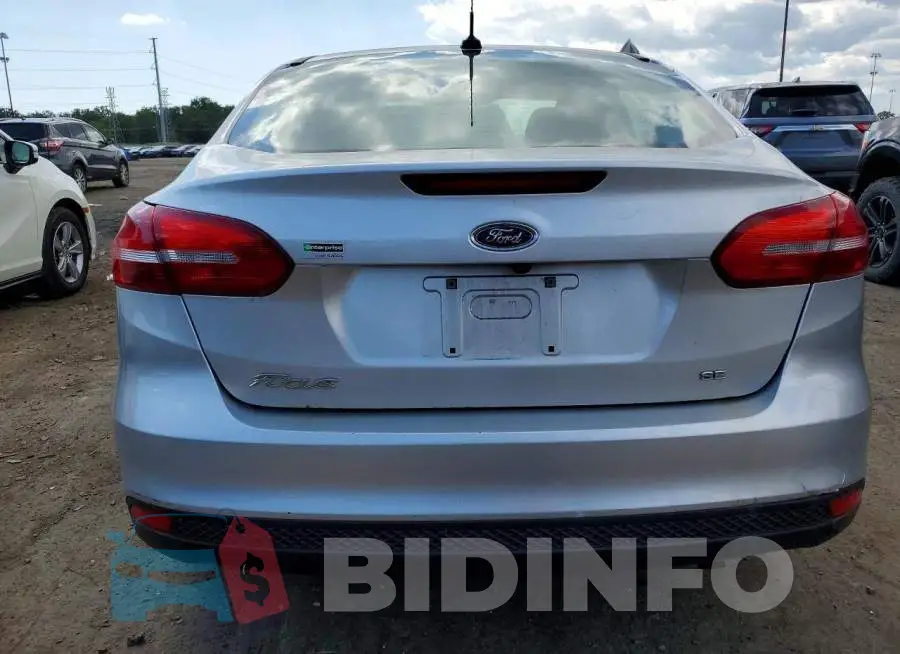 1FADP3F2XJL206679 Photo# 6