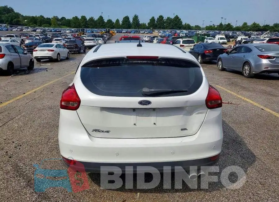 1FADP3M22HL248146 Photo# 6