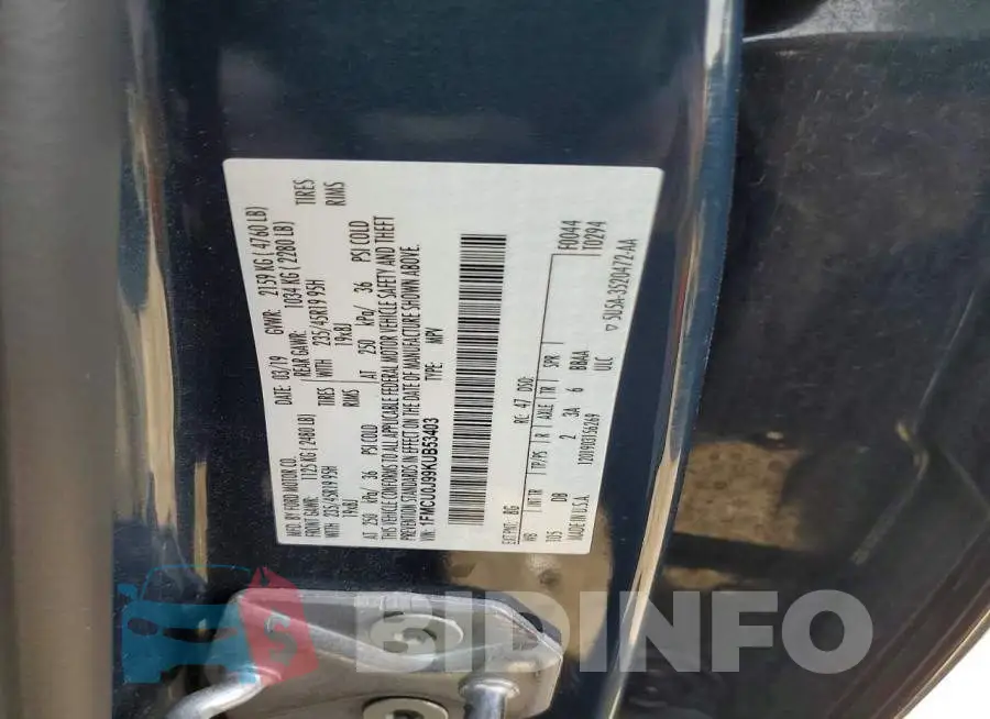 1FMCU0J99KUB53403 Photo# 13