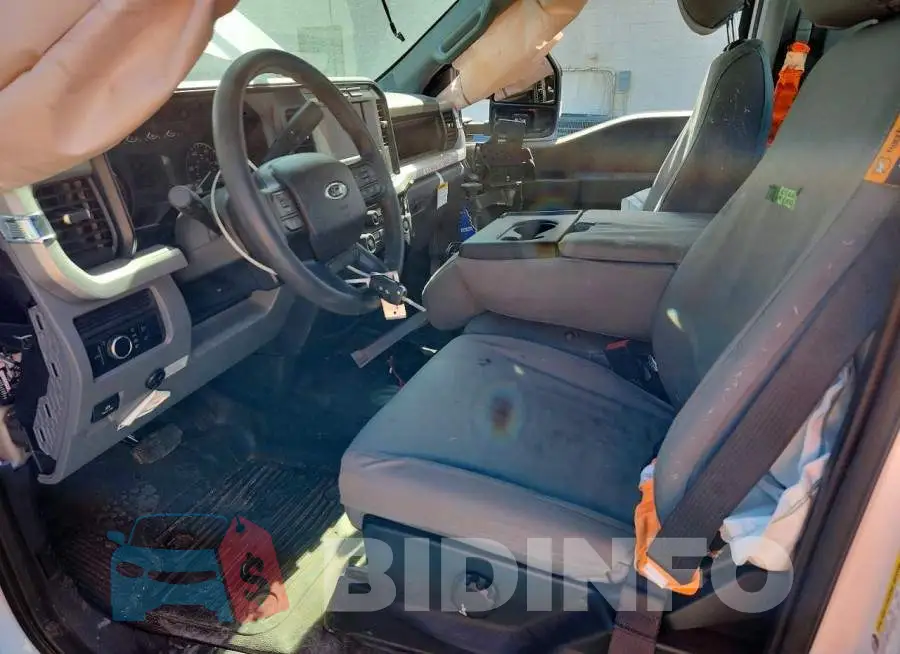 1FTBF2AA7REC21377 Photo# 7