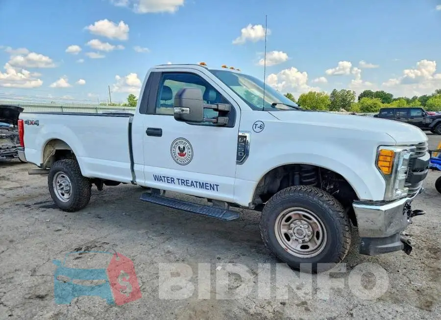 1FTBF2B69HEB66620 Photo# 4