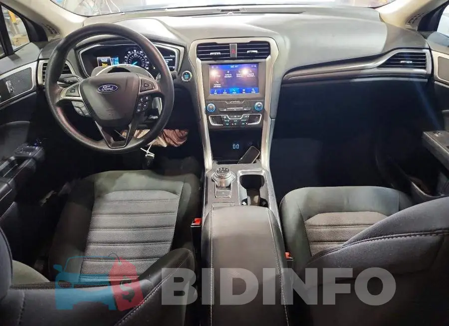 3FA6P0HD2LR247107 Photo# 8