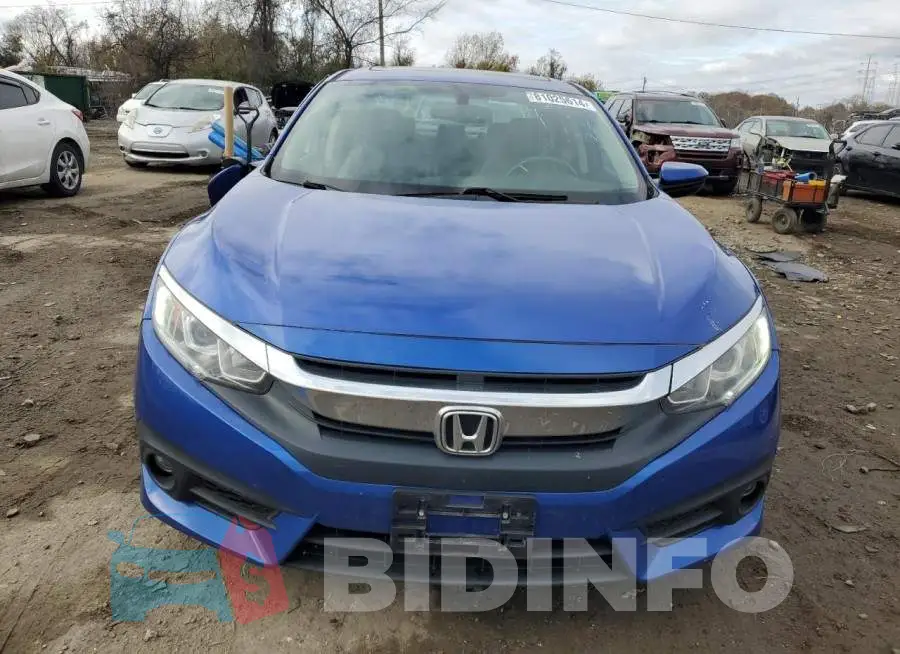 19XFC1F70HE010879 Photo# 5