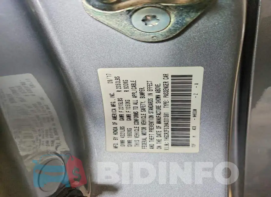 1HGCR2F53HA301581 Photo# 13