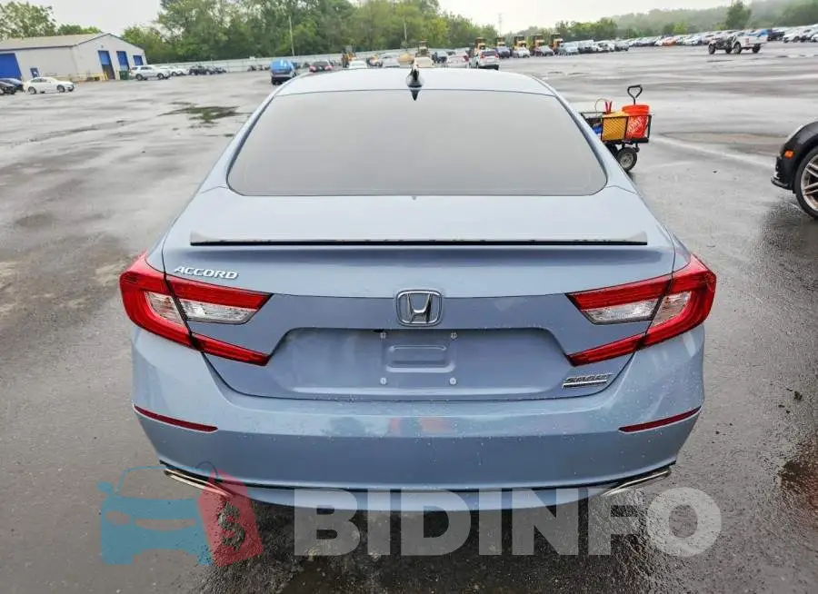 1HGCV1F44NA105612 Photo# 6