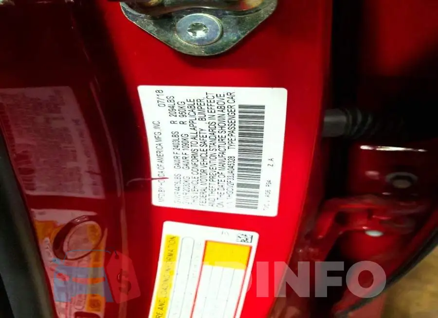 1HGCV2F33JA045328 Photo# 12