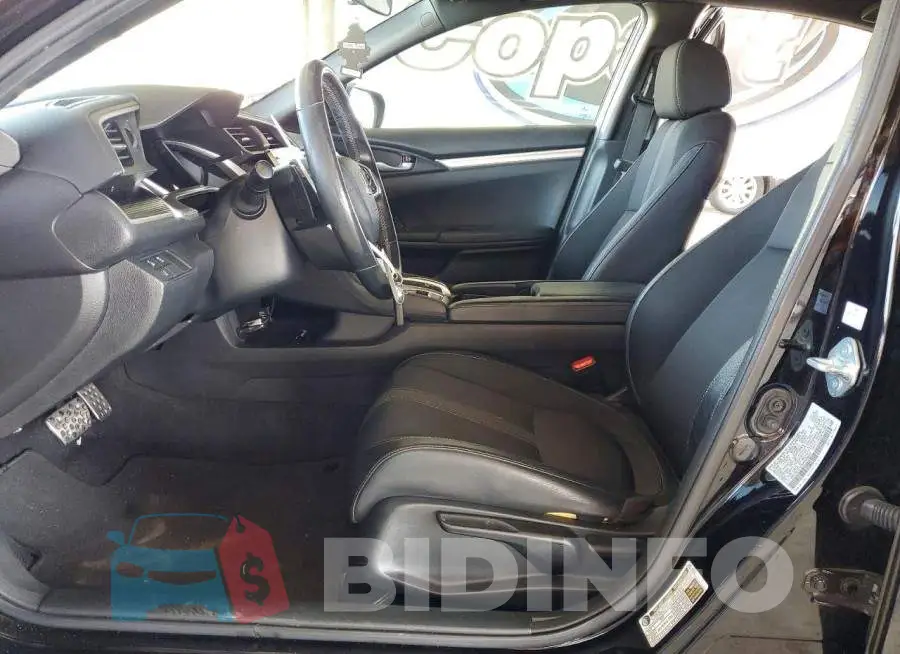 2HGFC2F85MH520868 Photo# 7