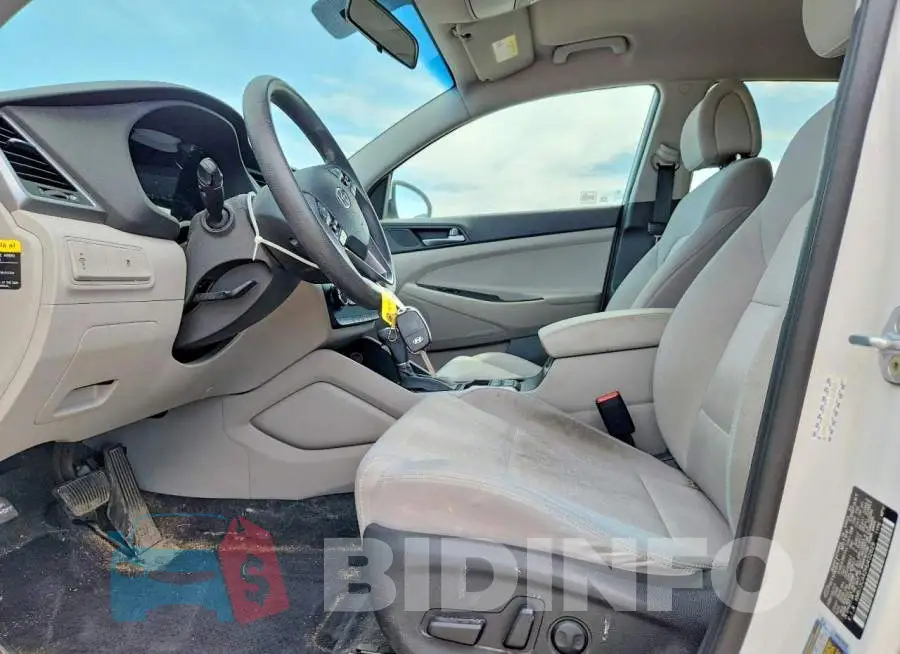 KM8J3CA42HU432829 Photo# 7