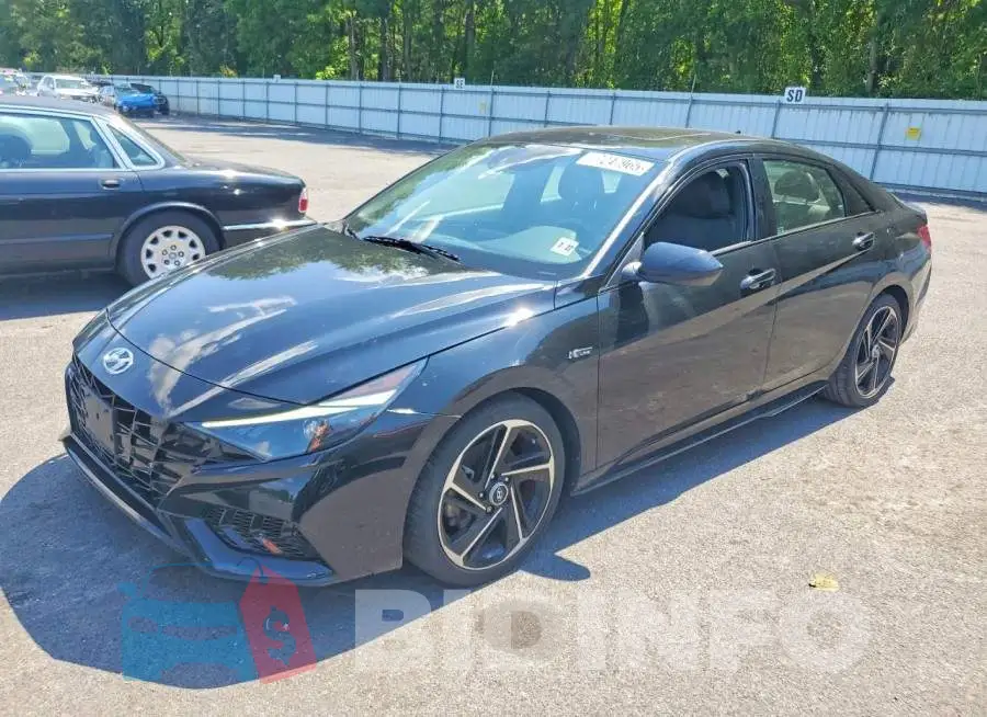 KMHLR4AF1PU378873 Photo# 1