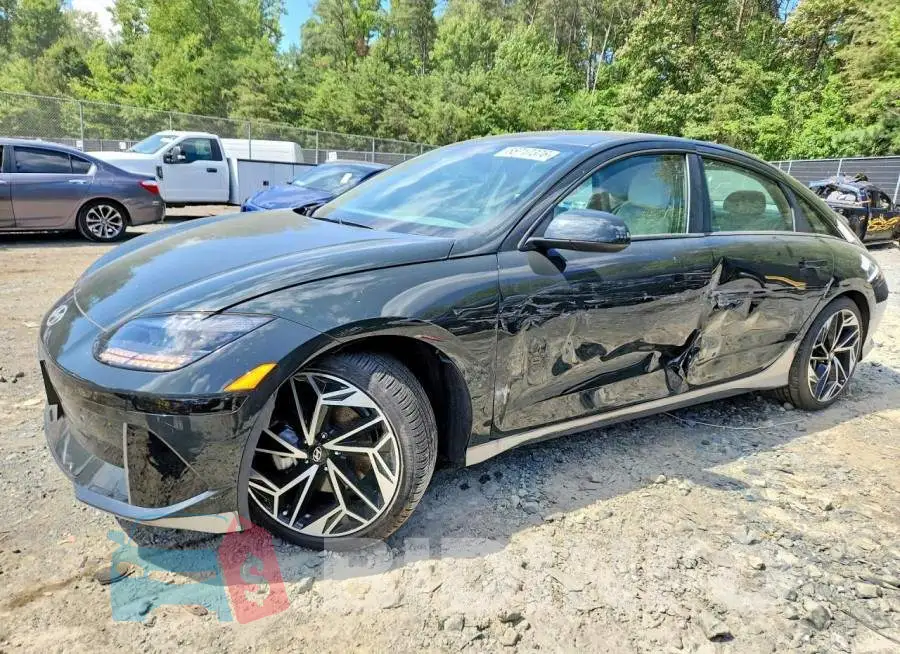 KMHM34AC2RA067131 Photo# 1