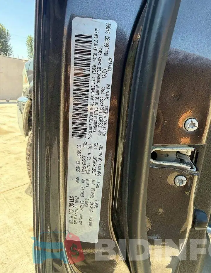 3C63R3JL1JG140737 Photo# 10
