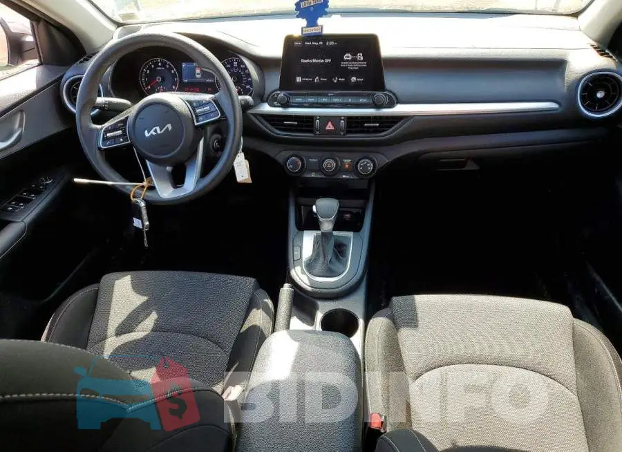 3KPF24AD5RE834038 Photo# 8