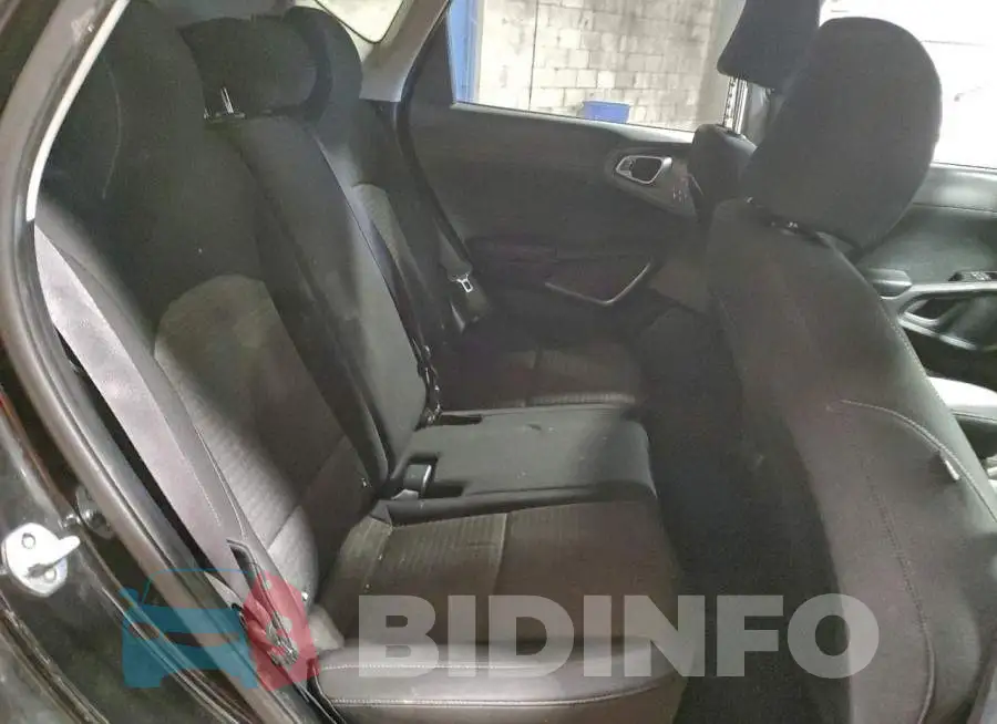 KNDJ63AUXL7703266 Photo# 11