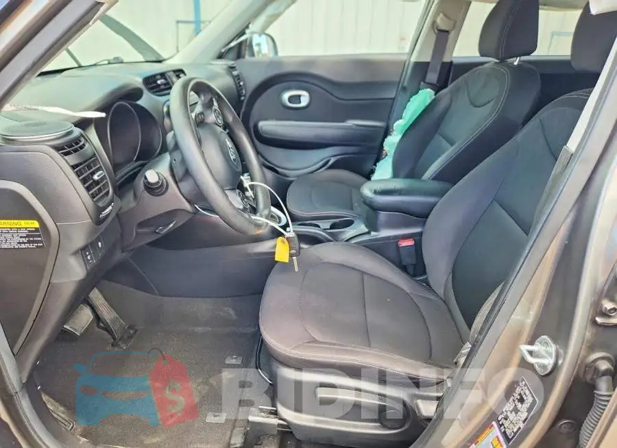 KNDJN2A28J7522384 Photo# 7