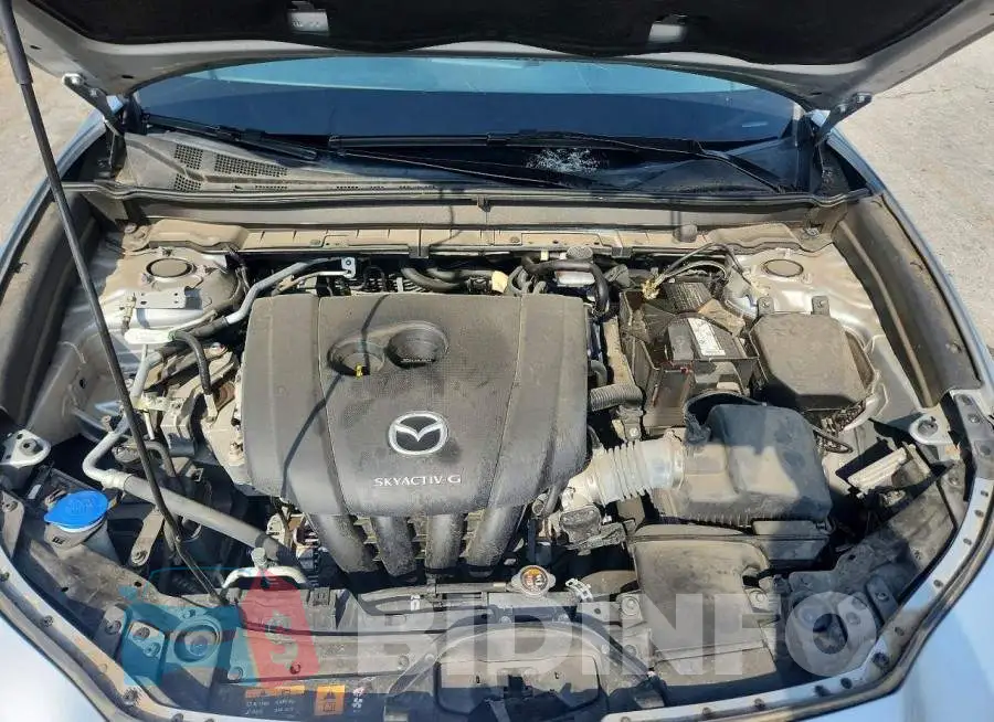 3MVDMBBL5LM109093 Photo# 12