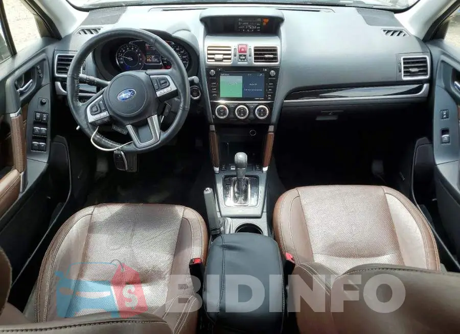 JF2SJAWC2JH594043 Photo# 8