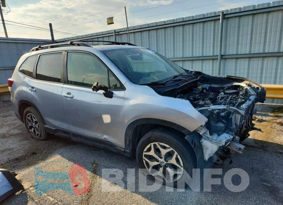 JF2SKADC5NH410414 Photo# 4