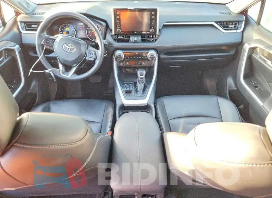 2T3A1RFV4KW076263 Photo# 8