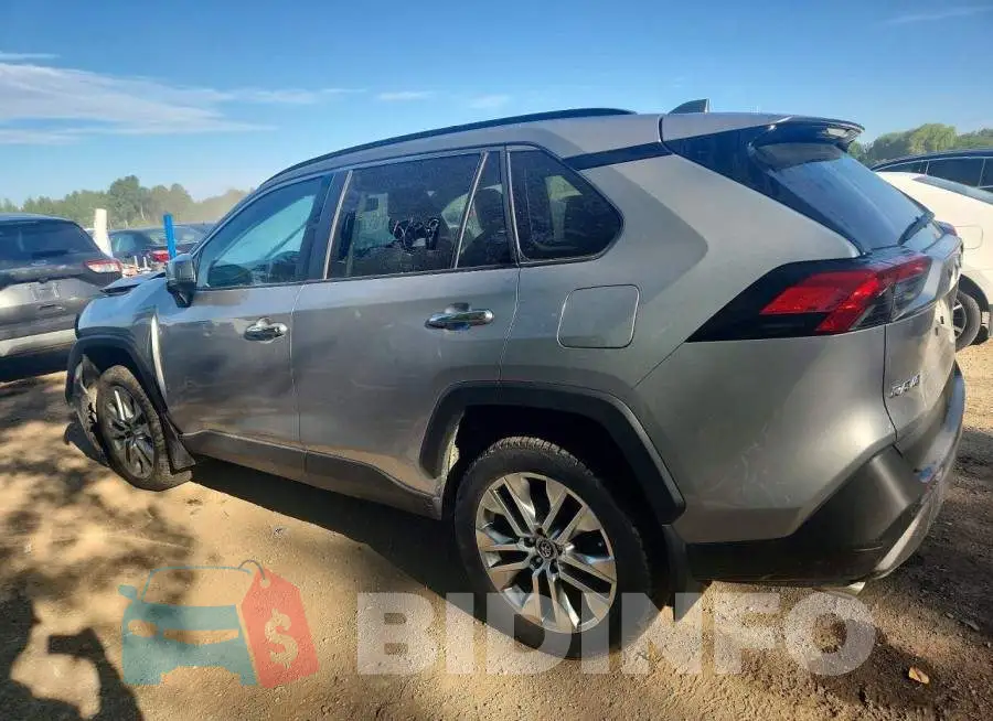 2T3D1RFV9LC120774 Photo# 2