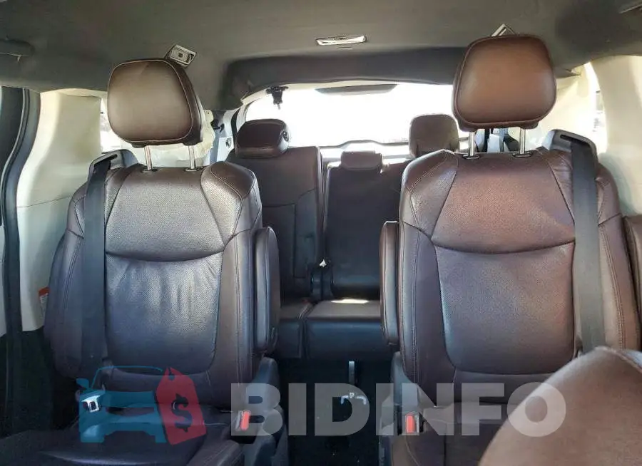 5TDERKEC7NS079133 Photo# 10