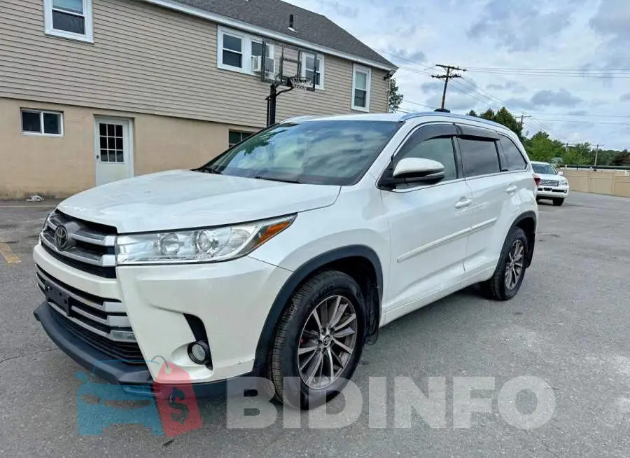 5TDJZRFH2JS816010 Photo# 1