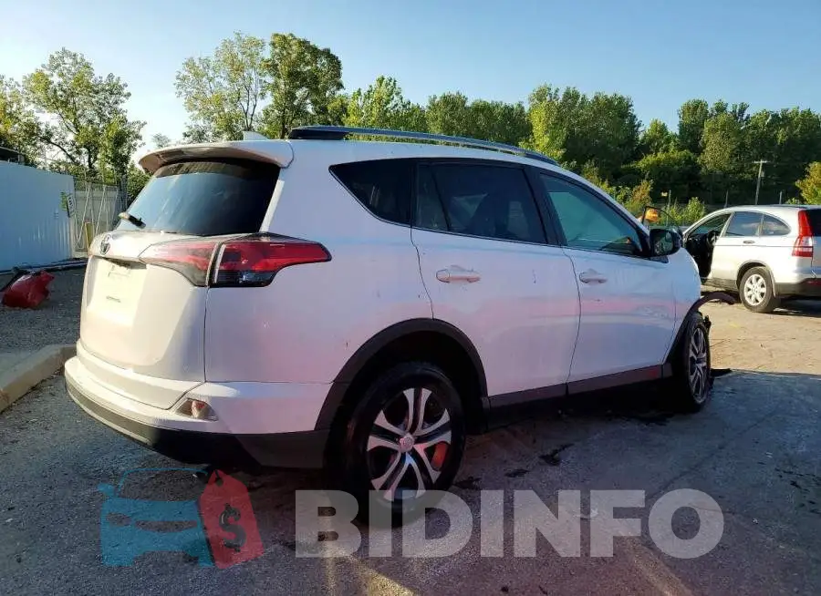 JTMZFREV6HD100218 Photo# 3
