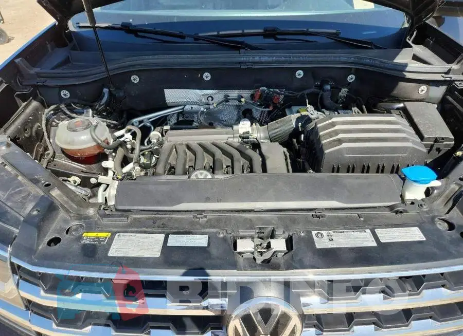 1V2MR2CA6KC538239 Photo# 12