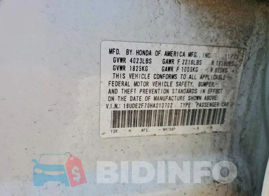 19UDE2F70HA010702 Photo# 13