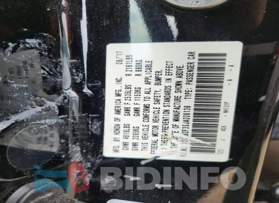 19UUB2F35JA006138 Photo# 12