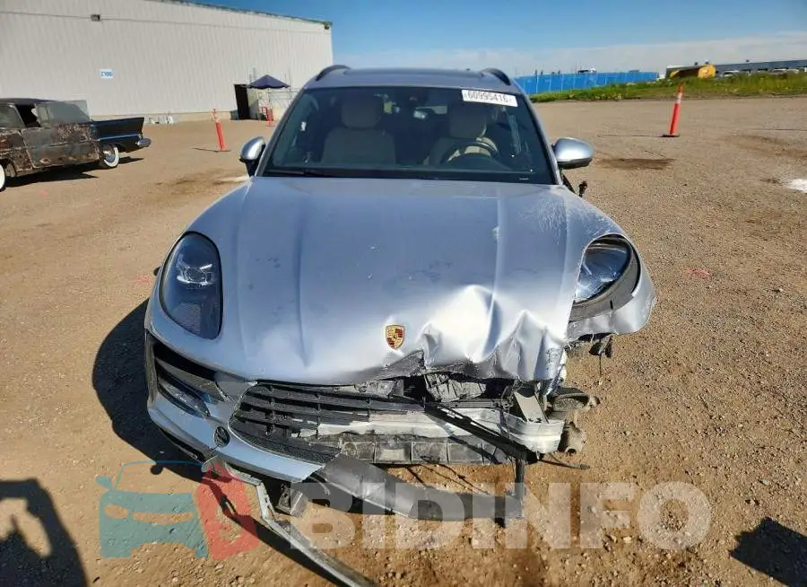 WP1AA2A59MLB02763 Photo# 5